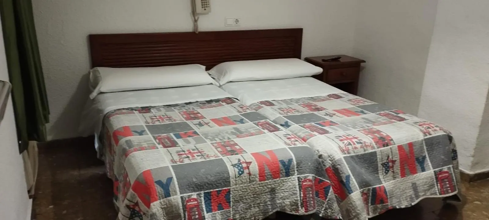 Hostal Ronda Córdoba 2*,  España
