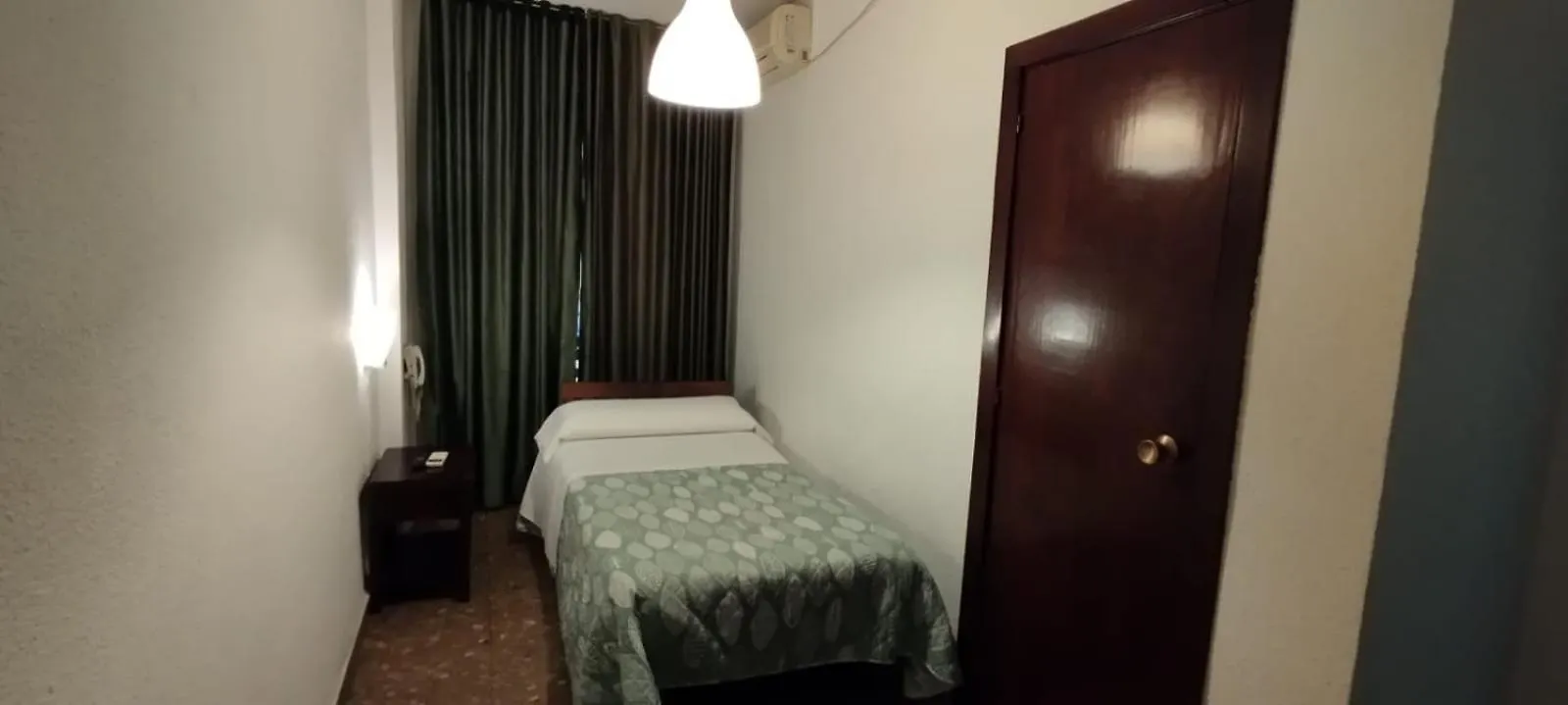 ** Pensión Hostal Ronda Córdoba España