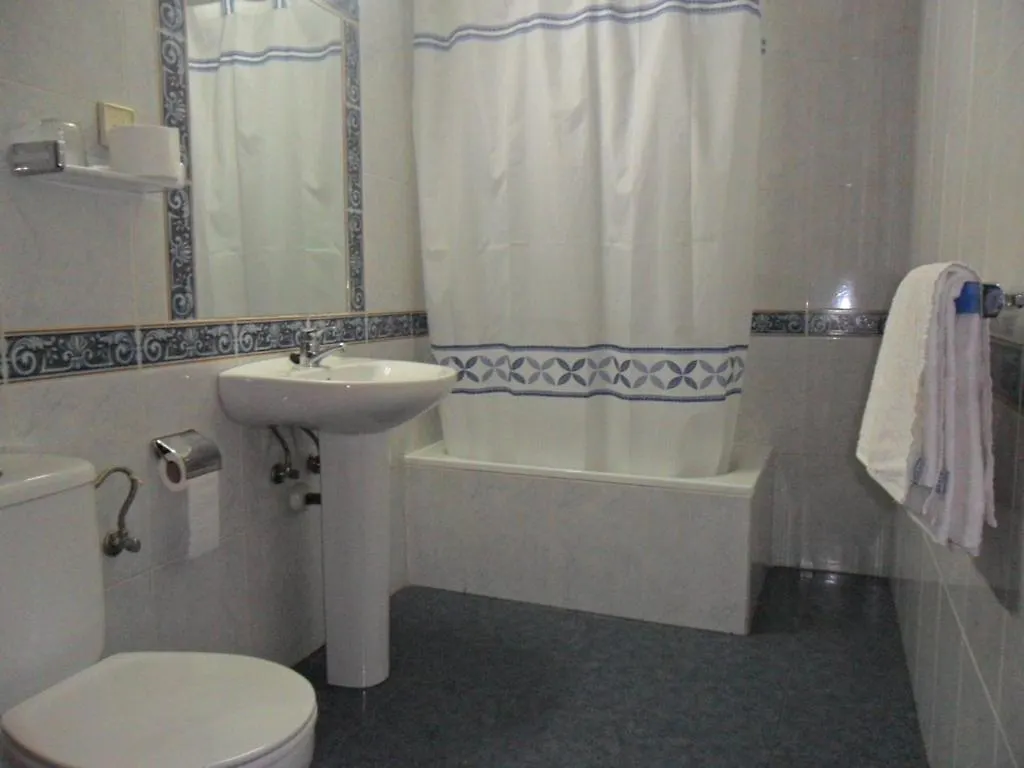 Hostal Ronda Cordova 2*,